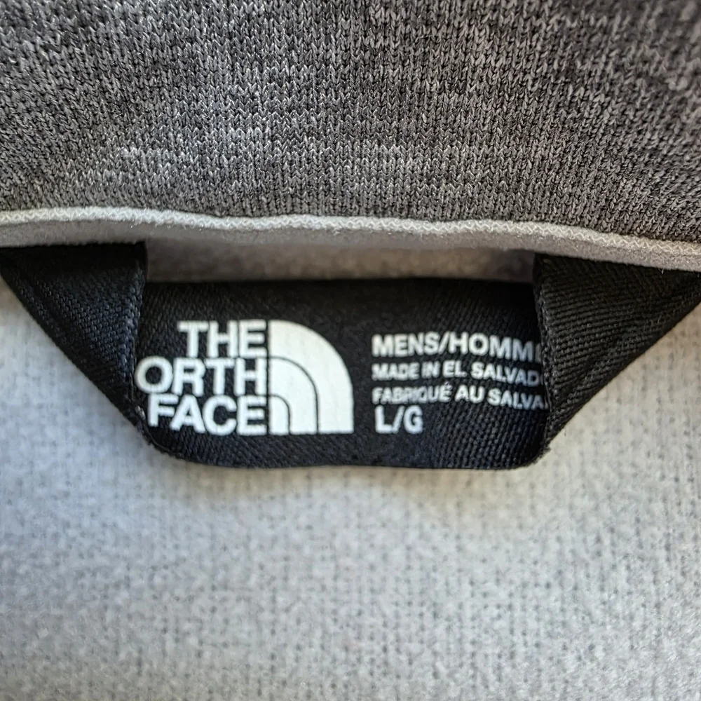 The North Face Gray Half-Zip Pullover Lightweigh Jacket, Mens Size Large